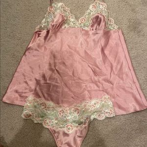 NWOT Women’s Medium Pink lace cami CAMISOLE tank TOP Thong Sleep Set Medium